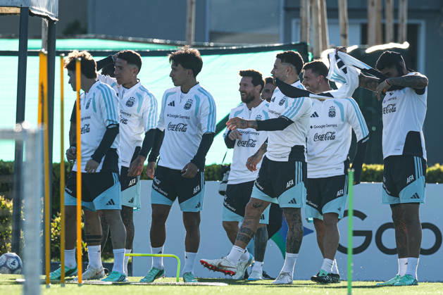 Argentina™s forward Lionel Messi and teammates take part in a training session at AFA (Argentine Football Association) training center in Ezeiza, Buenos Aires Province, on October 5, 2026, ahead of the next friendlys football matchs against Benin national team, Nationalteam Lionel Messi took part in the final training session of his professional career with the Argentine national team before his farewell match. (Photo by Alejandro Pagni PHOTOxPHOTO) Copyright: xAlejandroxPAGNIx
