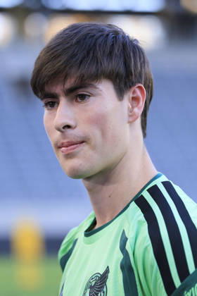 October 5, 2026, Los Angeles, California, USA: Armando Gonzalez 14 of Mexico is interviewed on Monday, October 5, 2026 at BMO Stadium in Los Angeles, California in preparation for an International Friendly, Länderspiel, Nationalmannschaft match against Chile on Tuesday October 6, 2026 at the Los Angeles Memorial Coliseum. ARIANA RUIZ PI Los Angeles USA - ZUMAp124 20261005_zaa_p124_014 Copyright: xArianaxRuizx