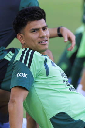 October 5, 2026, Los Angeles, California, USA: Jesus Gallardo 23 of Mexico during practice on Monday, October 5, 2026 at BMO Stadium in Los Angeles, California in preparation for an International Friendly, Länderspiel, Nationalmannschaft match against Chile on Tuesday October 6, 2026 at the Los Angeles Memorial Coliseum. ARIANA RUIZ PI Mexico press conference, PK, Pressekonferenz - ZUMAp124 20261005_zaa_p124_022 Copyright: xArianaxRuizx