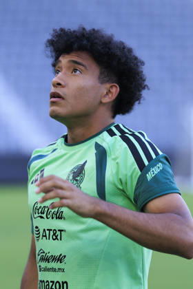 October 5, 2026, Los Angeles, California, USA: Isaias Violante 26 of Mexico during practice on Monday, October 5, 2026 at BMO Stadium in Los Angeles, California in preparation for an International Friendly, Länderspiel, Nationalmannschaft match against Chile on Tuesday October 6, 2026 at the Los Angeles Memorial Coliseum. ARIANA RUIZ PI Mexico press conference, PK, Pressekonferenz - ZUMAp124 20261005_zaa_p124_031 Copyright: xArianaxRuizx