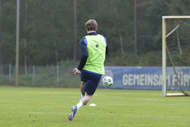Deutschland: Fussball, Trainingseinheit, 3. Liga, Saison 2026-2027, NVB-Campus, SV Meppen, Dienstag, 06.10.2026, Vormittagstraining: Tony Rölke als Gastspieler beim Meppener Training des Drittligisten Copyright: xLennxLuebbersx