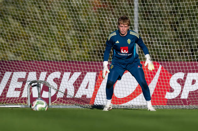 261006 Goalkeeper Moa Edrud of the Swedish women s national football team during a training session on October 6, 2026 in Stockholm. Photo: Emma Wallskog BILDBYRAN kod EW EW0714 fotboll football soccer fotball vm-kval kval fifa womens world cup qualifier qualifier träning practice training sverige sweden dam bbeng Copyright: EMMAxWALLSKOG BB261006EW036