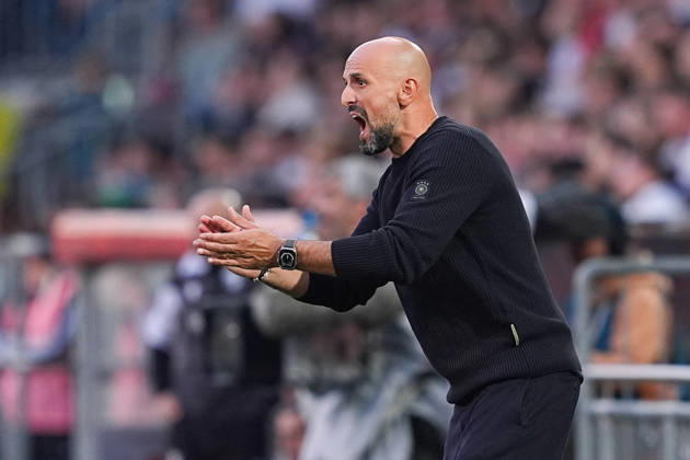 06.10.2026, xydrx, Herren, Fußball, Länderspiel, U21, U 21 EM-Qualifikation, Deutchland - Georgien, Saison 2026 2027, Schüco Arena: Antonio DI Salvo (Cheftrainer GER U21) gestikulierend DFB regulations prohibit any use of photographs as image sequences and or quasi-video. Copyright: HMBxMedia YannisxDreimann