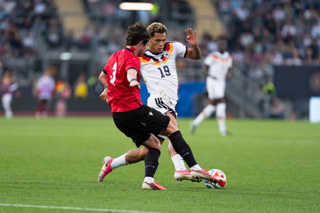06.10.2026, GER, Deutschland U21, U 21 vs Georgien U21 Zweikampf zwischen Paris Brunner (Deutschland U21, 19) und Dato Bukia (Georgien U21, 3) Bielefeld SchücoArena Bielefeld Deutschland Copyright: xnordphotoxGmbHx xChristianxSchulzex