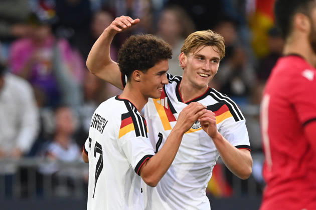 Noah DARVICH (GER) jubelt nach seinem Tor zum 1-0, Jubel, jubeln, Freude, cheers, mit Aljoscha KEMLEIN (GER) Fussball Laenderspiel, U21, U 21 EM-Qualifikation, Deutschland - Georgien am 06.10.2026, Schueco-Arena Bielefeld, Â