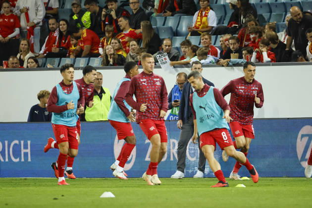 Schweiz beim Aufwärmen vor Spielbeginn , Schweiz, UEFA , Nations League, Matchday 4, Schweiz vs. Nordmazedonien, 06.10.2026, Luzern Swissporarena Schweiz Copyright: xGrantxHubbsx