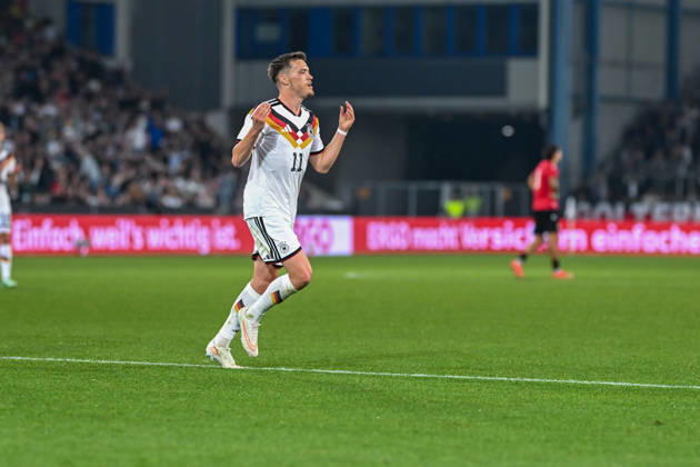 U21, U 21 Laenderspiel - 26 27 - Deutschland - Georgien am 06.10.2026 in der SchücoArena in Bielefeld Jubel, Torjubel, Torschuetze, Torschütze Dzenan Pejcinovic (Deustchland) jubelt nach seinem Tor zum 2:0.