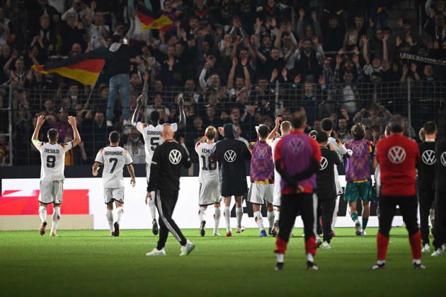 Schlussjubel, Jubel, jubeln, Freude, cheers, Deutschland, Fussball Laenderspiel, U21, U 21 EM-Qualifikation, Deutschland - Georgien 2-0 am 06.10.2026, Schueco-Arena Bielefeld, Â