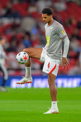 LONDON, ENGLAND OCTOBER 06 - Jarell Quansah of England during pre game warm up before the UEFA Nations League game between England and Czechia at Wembley Stadium on October 06, 2026 in London, England. (Photo by Keeran Marquis Sports Press Photo) Copyright: xKeeranxMarquis SPPx Sportspressphoto_SPR247174