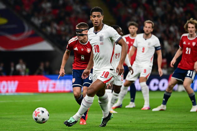 England v Czechia, UEFA Nations League England midfielder Jude Bellingham (10) on the ball during the UEFA Nations League match between England and Czechia at Wembley Stadium, London, UK on 6 October 2026. London Wembley Stadium Greater London UK Editorial use only , Copyright: xDennisxGoodwinx PSI-24957-0025