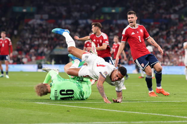 England v Czechia 06 October 2026, London - International Football - UEFA Nations League - England v Czechia - Czechia goalkeeper Lukas Hornicek punches the ball clear and sends Morgan Rogers of England flying - Photo: Charlotte Wilson Offside. London UK Copyright: xCharlottexWilsonx xOffsidexOffside