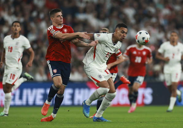 England v Czech Republic, UEFA Nations League, League A - Group 3 London, UK: England v Czech Republic, UEFA Nations League, League A - Group 3, Wembley Stadium. 6 October 2026 Photograph by Marc Aspland for The Times & The Sunday Times Morgan Rogers of England and JiA¿í Sláma Of Czech Republic  Copyright: xMarcxAsplandx NINTCHDBPICT001113838510