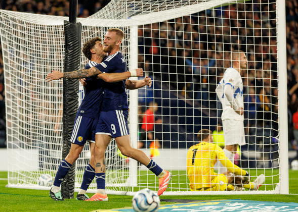 05.10.2026: Scotland v Slovenia: Ryan Christie celeberates with Oliver McBurnie of Scotland  Copyright: xWilliexVassx NINTCHDBPICT001113840700