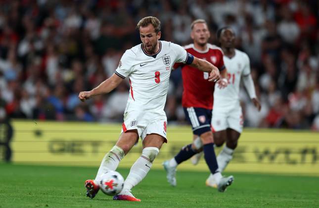 Harry Kane of England scores his first goal to put England 2-0 up England v Czech Republic - UEFA Nations League - League A - Group 3. Football. Wembley Stadium, London, UK. 6 OCT 2026Wembley Wembley Stadium LONDON United Kingdom  Copyright: xJASONPIX Shutterstockx 17189001l