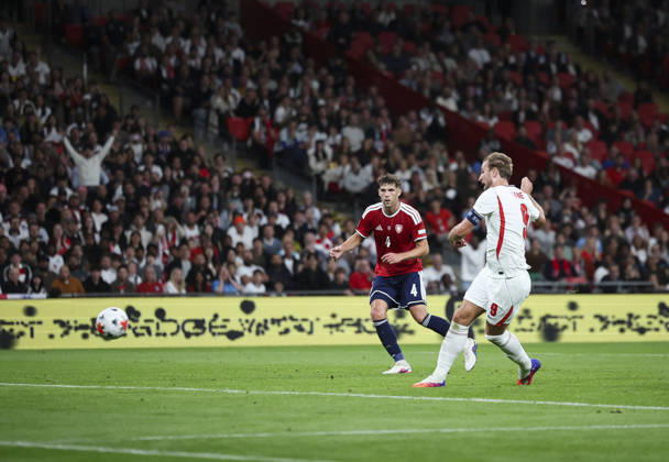 England v Czech Republic, UEFA Nations League, League A - Group 3 London, UK: England v Czech Republic, UEFA Nations League, League A - Group 3, Wembley Stadium. 6 October 2026 Photograph by Marc Aspland for The Times & The Sunday Times Harry Kane of England scores and celebrates scoring his teams 2nd goal 2-0  Copyright: xMarcxAsplandx NINTCHDBPICT001113842584