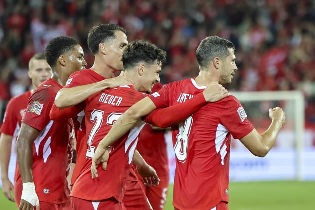 Torjubel Schweiz beim 1:0 durch Fabian Rieder (Schweiz, 22), Freude, Begeisterung, positive Emotionen, Torerfolg , Schweiz, UEFA , Nations League, Matchday 4, Schweiz vs. Nordmazedonien, 06.10.2026, Luzern Swissporarena Schweiz Copyright: xGrantxHubbsx