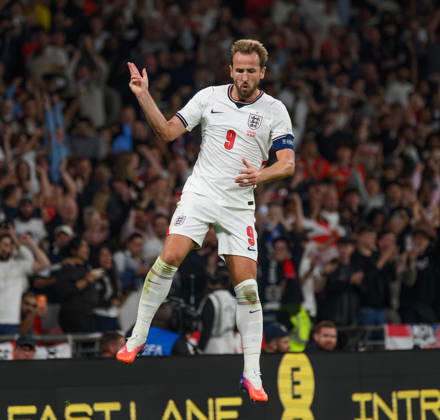 06 October 2026 - England v Czech Republic - UEFA Nations League - Wembley Stadium - London. England v Czech Republic - UEFA Nations League - Wembley Stadium - London. Harry Kane celebrates scoring his 90th goal for England. Picture : Mark Pain LONDON England  Copyright: xMarkxPainx