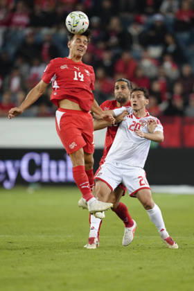 Luzern, Switzerland - October 06: Ardon Jashari (14 SUI) with a header while Ricardo Rodriguez Araya (13 SUI) against Dimitar Mitrovski (20 MKD) during the UEFA Nations League match between Switzerland and North Macedonia at thermoplan arena on October 06, 2026 in Luzern, Switzerland. Copyright: xKjetilxWaberx xSPPx Sportspressphoto_SPR247310