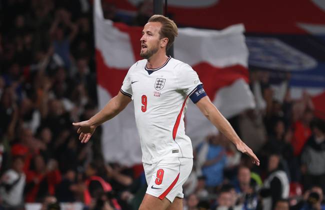UEFA Nations League - England v Czechia LONDON, ENGLAND, OCTOBER 6: GOAL 2-0, Harry Kane of England national team, Nationalteam goal celebration after scoring a goal to put England 2-0 ahead during The UEFA Nations League match in Group A3 between England v Czechia at Wembley Stadium, London, England, on October 6. (Photo by Daniel Weir) London Wembley Stadium England Copyright: xDanielxWeir SportsxPressxPhotox Sportspressphoto_SPR247341