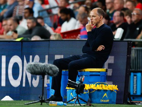 England Head Coach Thomas Tuchel sits on a Lucozade box as he watches on from the touchline England v Czechia, UEFA Nations League, Football, Wembley Stadium, London, UK - 06 Oct 2026London Wembley Stadium United Kingdom  Copyright: xMattxImpey Shutterstockx 17188908fa