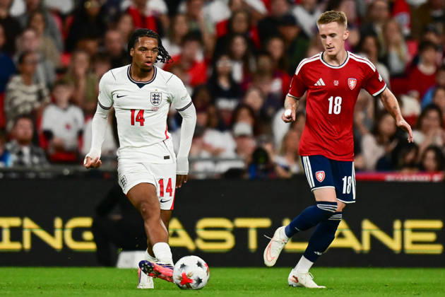 England v Czechia, UEFA Nations League England midfielder Rio Ngumoha (14) looks to release the ball under pressure from Czechia midfielder Matej Radosta (18) during the UEFA Nations League match between England and Czechia at Wembley Stadium, London, UK on 6 October 2026. London Wembley Stadium Greater London UK Editorial use only , Copyright: xDennisxGoodwinx PSI-24957-0060