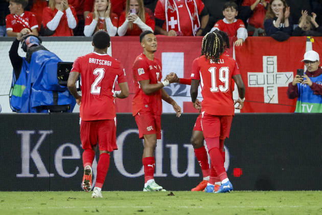 Torjubel Schweiz beim 3:0 durch Dan Ndoye (Schweiz, 11), Freude, Begeisterung, positive Emotionen, Torerfolg , Schweiz, UEFA , Nations League, Matchday 4, Schweiz vs. Nordmazedonien, 06.10.2026, Luzern Swissporarena Schweiz Copyright: xGrantxHubbsx