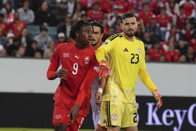 Luzern, Switzerland - October 06: Stole Dimitrievski (Goalkeeper 23 MKD) against Johan Manzambi (9 SUI) during the UEFA Nations League match between Switzerland and North Macedonia at thermoplan arena on October 06, 2026 in Luzern, Switzerland. Copyright: xKjetilxWaberx xSPPx Sportspressphoto_SPR247391