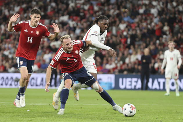 England v Czechia UEFA Nations League Eberechi Eze of England and Vladimir Coufal of Czechia battle for the ball during the UEFA Nations League match at Wembley Stadium, London 06 10 2026 UK Newspapers OUT Copyright: xPaulxChestertonx FIL-24030-0047