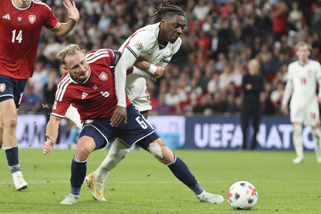 England v Czechia UEFA Nations League Eberechi Eze of England and Vladimir Coufal of Czechia battle for the ball during the UEFA Nations League match at Wembley Stadium, London 06 10 2026 UK Newspapers OUT Copyright: xPaulxChestertonx FIL-24030-0048