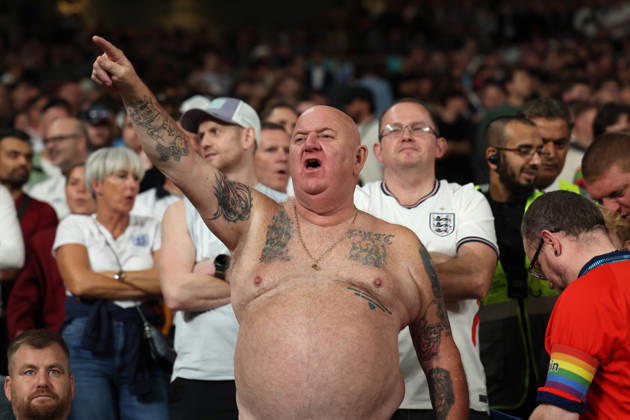 England v Czech Republic, UEFA Nations League An England fan Tango gestures during the England v Czech Republic UEFA Nations League Group 3 match at Wembley Stadium, London, England on 6 October 2026 Credit: Tiego Grenho Every Second Media Editorial use only. All images are copyright Every Second Media Limited. No images may be reproduced without prior permission. Copyright: xIMAGO EveryxSecondxMediax ESM-2201-0059 TiegoxGrenhox xEveryxSecondxMediax