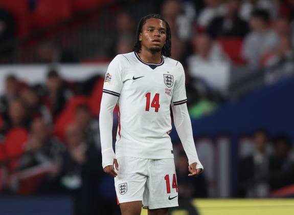 UEFA Nations League - England v Czechia LONDON, ENGLAND, OCTOBER 6: Rio Ngumoha of England national team, Nationalteam during The UEFA Nations League match in Group A3 between England v Czechia at Wembley Stadium, London, England, on October 6. (Photo by Daniel Weir) London Wembley Stadium England Copyright: xDanielxWeir SportsxPressxPhotox Sportspressphoto_SPR247492