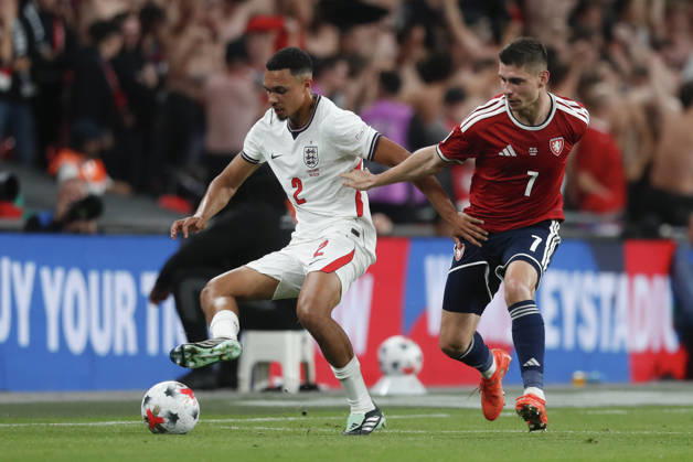 England v Czechia UEFA Nations League Trent Alexander-Arnold of England and Jiri Slama of Czechia in action during the UEFA Nations League match at Wembley Stadium, London 06 10 2026 UK Newspapers OUT Copyright: xPaulxChestertonx FIL-24030-0184