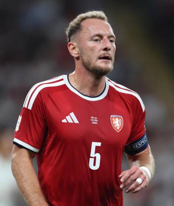 UEFA Nations League - England v Czechia LONDON, ENGLAND, OCTOBER 6: Vladimir Coufal of Czechia national team, Nationalteam during The UEFA Nations League match in Group A3 between England v Czechia at Wembley Stadium, London, England, on October 6. (Photo by Daniel Weir) London Wembley Stadium England Copyright: xDanielxWeir SportsxPressxPhotox Sportspressphoto_SPR247599