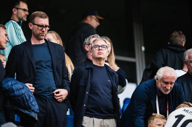 U21, U 21 EM-Qualifikation: Deutschland - Georgien, 06.10.2026 Per Mertesacker (künftiger DFB-Geschäftsführer) und Andreas Rettig (DFB-Geschäftsführer)); Fußball, EM-Qualifikation U 21, 10. Spieltag: Deutschland vs. Georgien am 06.10.2026, Bielefeld DFB REGULATIONS PROHIBIT ANY USE OF PHOTOGRAPHS AS IMAGE SEQUENCES AND OR QUASI-VIDEO. Copyright: xBEAUTIFULxSPORTS Tonhäuserx