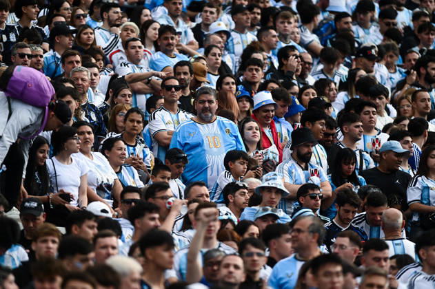 Argentina x Benin BUENOS AIRES, AR - 06.10.2026: ARGENTINA X BENIN - Fans of Argentina during the International Friendly, Länderspiel, Nationalmannschaft match between Argentina and Benin on Tuesday, October 6, 2026, at the Estadio Monumental in Buenos Aires, Argentina. The match marks Messi& 39;s farewell to the Argentine national team, Nationalteam (Photo: Gabriel Sotelo Fotoarena) x3026008x GabrielxSotelo