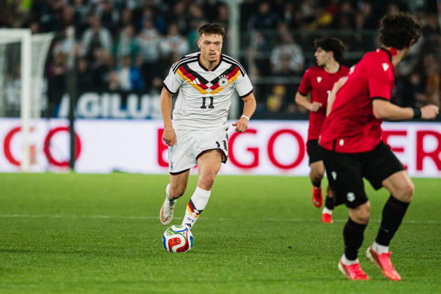 U21, U 21 EM-Qualifikation: Deutschland - Georgien, 06.10.2026 DÅ¾enan PejÄinoviÄ‡ (Deutschland, 11) am Ball; Fußball, EM-Qualifikation U 21, 10. Spieltag: Deutschland vs. Georgien am 06.10.2026, Bielefeld DFB REGULATIONS PROHIBIT ANY USE OF PHOTOGRAPHS AS IMAGE SEQUENCES AND OR QUASI-VIDEO. Copyright: xBEAUTIFULxSPORTS Tonhäuserx