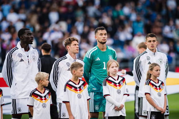 U21, U 21 EM-Qualifikation: Deutschland - Georgien, 06.10.2026 Nicolò Tresoldi (Deutschland, 9), Mio Backhaus (Deutschland, 1), Elias Baum (Deutschland, 2), Joshua Quarshie (Deutschland, 5); Fußball, EM-Qualifikation U 21, 10. Spieltag: Deutschland vs. Georgien am 06.10.2026, Bielefeld DFB REGULATIONS PROHIBIT ANY USE OF PHOTOGRAPHS AS IMAGE SEQUENCES AND OR QUASI-VIDEO. Copyright: xBEAUTIFULxSPORTS Tonhäuserx