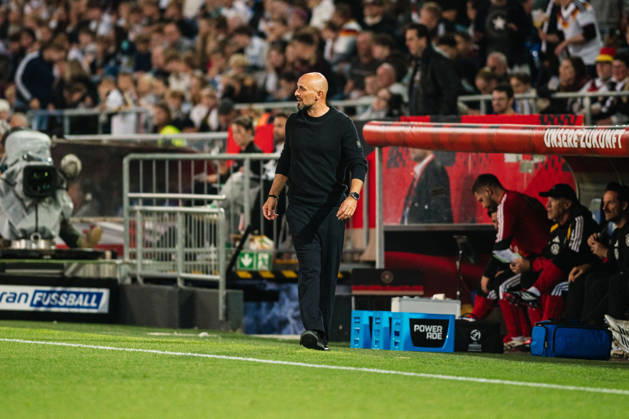 U21, U 21 EM-Qualifikation: Deutschland - Georgien, 06.10.2026 Antonio Di Salvo (Trainer Deutschland U21) an der Seitenlinie; Fußball, EM-Qualifikation U 21, 10. Spieltag: Deutschland vs. Georgien am 06.10.2026, Bielefeld DFB REGULATIONS PROHIBIT ANY USE OF PHOTOGRAPHS AS IMAGE SEQUENCES AND OR QUASI-VIDEO. Copyright: xBEAUTIFULxSPORTS Tonhäuserx