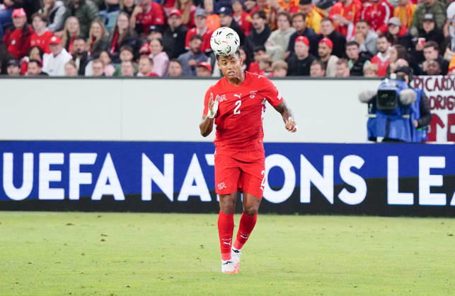 06.10.26 Luzern Schweiz. Thermoplan Arena Fussball Herren Saison 2026-2027 Nations League Schweiz - Nordmazedonien 3-0 .Bild. Sascha Britschgi SUI Aktion Zweikampf