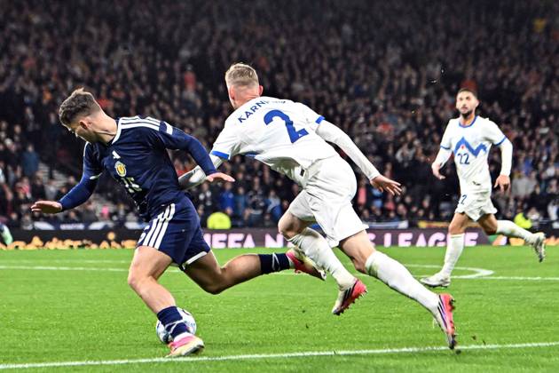 Scotland v Slovenia UEFA Nations League Josh McPake of Scotland is brought down by Zan Karnicnik of Slovenia inside the box during the UEFA Nations League match at Barclays Hampden, Glasgow 06 10 2026 UK Newspapers OUT Copyright: xJamiexJohnstonx FIL-24032-0118