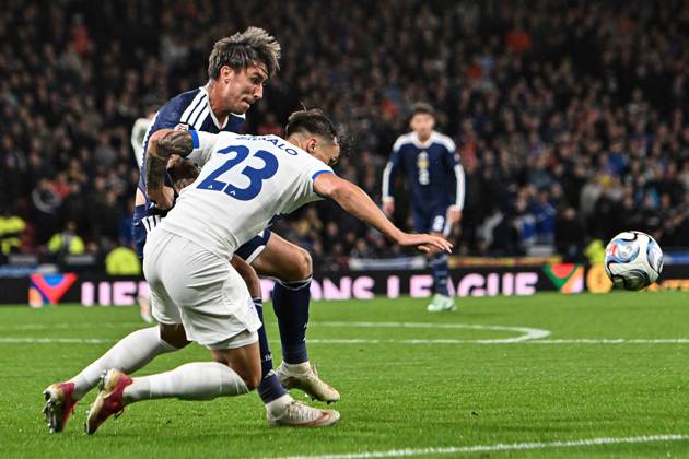 Scotland v Slovenia UEFA Nations League Kieron Bowie of Scotland jostles with David Brekalo of Slovenia during the UEFA Nations League match at Barclays Hampden, Glasgow 06 10 2026 UK Newspapers OUT Copyright: xJamiexJohnstonx FIL-24032-0137
