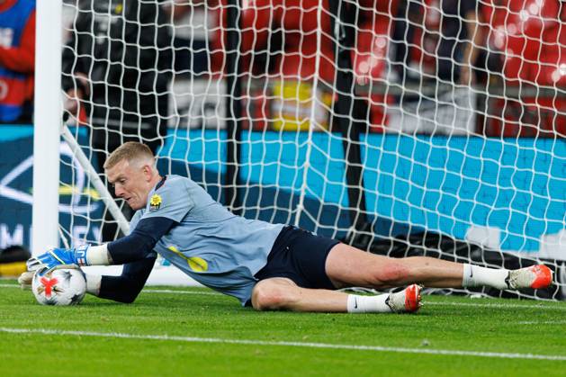 England v Czechia UEFA Nations League, Tuesday 6th October 2026: Jordan Pickford of England warms up during the UEFA Nations League Group C Fixture between England and Czechia at Wembley Stadium, Wembley in London, England. (Photo by Alex Ferrelly Sports Press Photo) Copyright: xAlexxFerrelly SportsxPressxPhotox Sportspressphoto_SPR247665