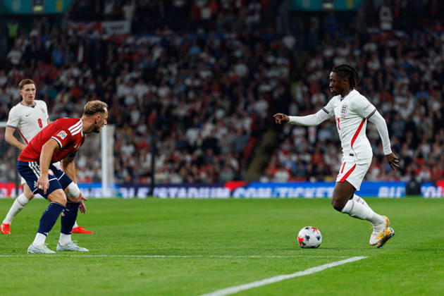England v Czechia UEFA Nations League, Tuesday 6th October 2026: Eberechi Eze of England takes on his opponent during the UEFA Nations League Group C Fixture between England and Czechia at Wembley Stadium, Wembley in London, England. (Photo by Alex Ferrelly Sports Press Photo) Copyright: xAlexxFerrelly SportsxPressxPhotox Sportspressphoto_SPR247714