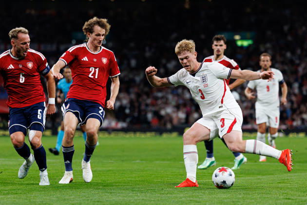 England v Czechia UEFA Nations League, Tuesday 6th October 2026: Lewis Hall of England crosses the ball during the UEFA Nations League Group C Fixture between England and Czechia at Wembley Stadium, Wembley in London, England. (Photo by Alex Ferrelly Sports Press Photo) Copyright: xAlexxFerrelly SportsxPressxPhotox Sportspressphoto_SPR247722