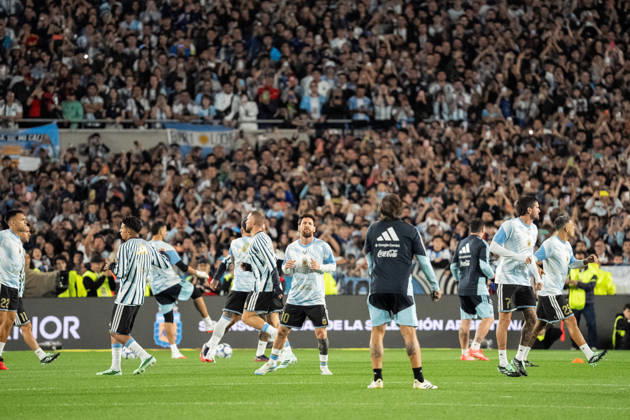 Lionel Messi of Argentina warms up before the International Friendly, Länderspiel, Nationalmannschaft football match between Argentina and Benin, at the Estadio Monumental Antonio V. Liberti, on October 6, 2026, in Buenos Aires, Argentina. This will be Lionel Messi s last match for Argentina, following his retirement announcement from the national team, Nationalteam Richard Callis Fotoarena (Richard Callis SPP) Copyright: xRichardxCallisx xSPPx spp-en-RiCa-3026042