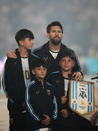 Argentina x Benin BUENOS AIRES, AR - 06.10.2026: ARGENTINA X BENIN - Lionel Messi during the International Friendly, Länderspiel, Nationalmannschaft match between Argentina and Benin on Tuesday, October 6, 2026, at the Estadio Monumental in Buenos Aires, Argentina. The match marks Messi& 39;s farewell to the Argentine national team, Nationalteam (Photo: Gabriel Sotelo Fotoarena) x3026050x GabrielxSotelo