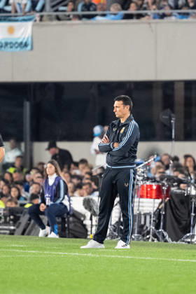 BUENOS AIRES, ARGENTINA - OCTOBER 06: Head Coach of Argentina, Lionel Scaloni looks on during the International Friendly, Länderspiel, Nationalmannschaft football match between Argentina and Benin at Estadio Monumental Antonio V. Liberti on October 06, 2026 in Buenos Aires, Argentina. (Photo by Richard Callis Sports Press Photo) Copyright: xRichardxCallis SportsxPressxPhotox Sportspressphoto_SPR247862