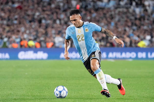 BUENOS AIRES, ARGENTINA - OCTOBER 06: Lautaro Martinez of Argentina runs with the ball during the International Friendly, Länderspiel, Nationalmannschaft football match between Argentina and Benin at Estadio Monumental Antonio V. Liberti on October 06, 2026 in Buenos Aires, Argentina. (Photo by Richard Callis Sports Press Photo) Copyright: xRichardxCallis SportsxPressxPhotox Sportspressphoto_SPR247883