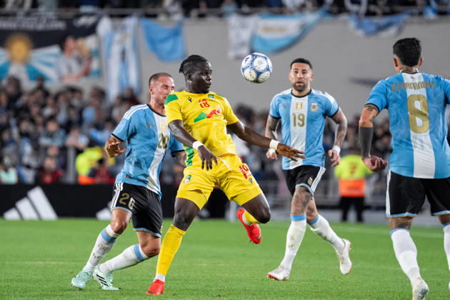 BUENOS AIRES, ARGENTINA - OCTOBER 06: Junior Olaitan of Benin controls the ball during the International Friendly, Länderspiel, Nationalmannschaft football match between Argentina and Benin at Estadio Monumental Antonio V. Liberti on October 06, 2026 in Buenos Aires, Argentina. (Photo by Richard Callis Sports Press Photo) Copyright: xRichardxCallis SportsxPressxPhotox Sportspressphoto_SPR247894