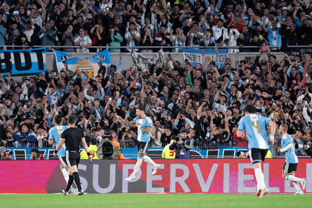 BUENOS AIRES, ARGENTINA - OCTOBER 06: Nicolas Otamendi of Argentina celebrates after scoring the team s first goal during the International Friendly, Länderspiel, Nationalmannschaft football match between Argentina and Benin at Estadio Monumental Antonio V. Liberti on October 06, 2026 in Buenos Aires, Argentina. (Photo by Richard Callis Sports Press Photo) Copyright: xRichardxCallis SportsxPressxPhotox Sportspressphoto_SPR247899